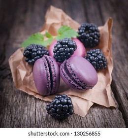 Macaroons With Blackberries