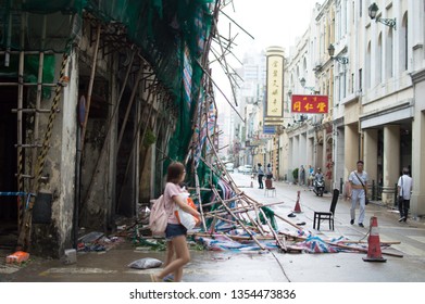 Macau, China. 23rd August 2017. People Checking The Damage Caused By The Typhoon Hato