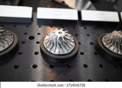 Präzisionsteil der Bearbeitung durch CNC-Bearbeitungszentrum, 3D-Druckturbinen