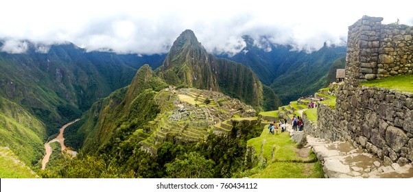 Machu Picchu .