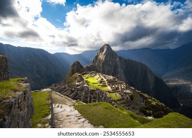 Machu Picchu, Incas Empire Lost Capital City, Ancient Temple Ruins in Andes Sacred Valley, Huayna Picchu Mountain Peak, Unesco World Heritage site, Peru, South America