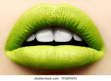 173,927 Green lips Images, Stock Photos & Vectors | Shutterstock