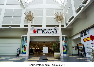 Macys orlando fashion square 33 Macys orlando fashion square 100