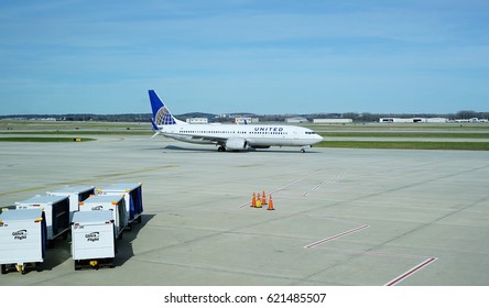 MADISON, WI -7 APR 2017- Airplanes From United AirlinesAirlines (UA) At The Dane County Regional Airport (MSN) Serving Madison, The Capital Of Wisconsin.