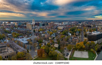 Madison Wisconsin Isthmus Capital Sunrise Stock Photo 1548991040 ...