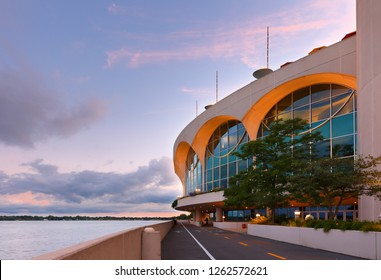 Madison Wisconsin USA - August 14, 2018: The Monona Terrace Community And Convention Center At Sunset. Originally Designed By Wisconsin Native Frank Lloyd Wright And Was Built In 1997.