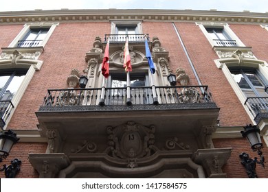 MADRID, COMMUNITY OF MADRID, SPAIN - MAY, 5TH, 2019: View Of The Baroque Porch Of The Palace Of Santoña (Palacio De Los Duques De Santoña) Of Madrid, Spain. It Was Sculpted By Pedro De Ribera