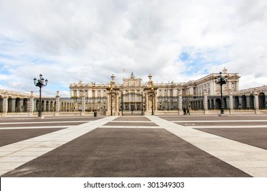 Madrid Royal Palace Plaza De Orient