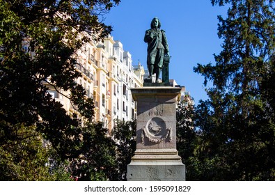 Madrid, Spain - 01.02.2019: The Bronze Statue Of 17th Century Spanish Baroque Painter Bartolomé Esteban Murillo In The Plaza Murillo Between The Botanical Gardens And Prado Museum In Madrid.