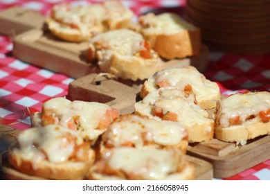 Madrid ; Spain ; 04 06 2022 ;cheese And Tomato Bread Skewers