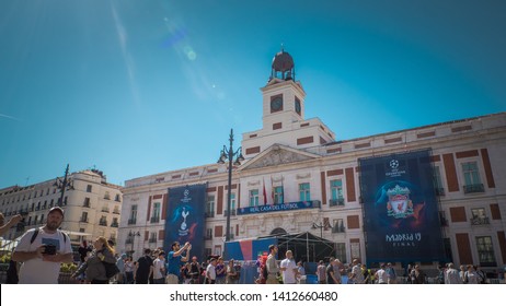 Imagenes Fotos De Stock Y Vectores Sobre Logo Real Madrid