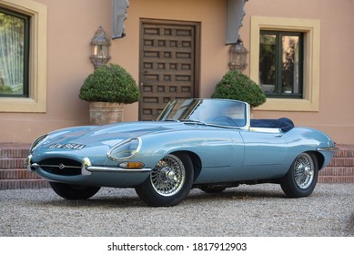 Madrid, Spain. 08/8/2020. 
The Jaguar E-Type (known in the United States as the Jaguar XK-E) is a sports car of the English manufacturer Jaguar Cars, manufactured between 1961 and 1975.