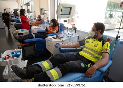 
Madrid, Spain. 22-08-2022. Volunteers Donate Blood At A Transfusion Center In Madrid