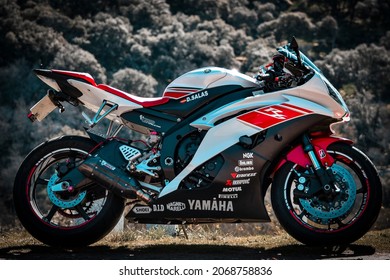 Yzf R6 Images Stock Photos Vectors Shutterstock