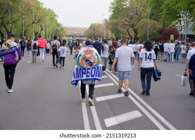 MADRID, SPAIN - APRIL 30: MADRID, SPAIN - APRIL 30: Fans celebrated the league obtained by Madrid in 2022 on April 30, 2022 in Madrid, Spain. 
