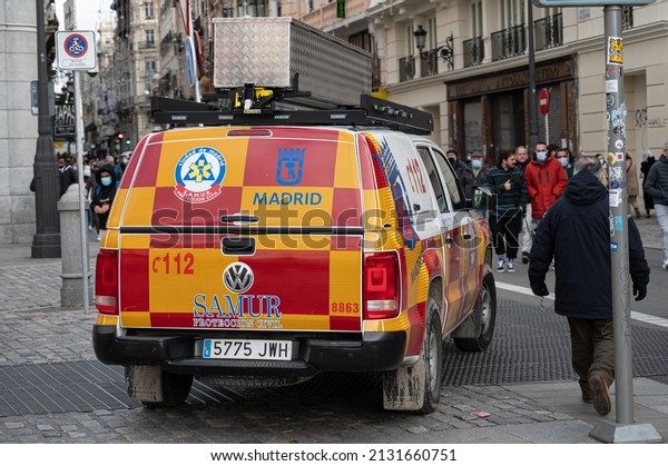Madrid, Spain; December 20, 2021. Volkswagen\
Amarok civil protection in\
Madrid