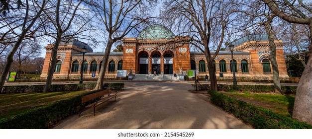 Madrid, Spain - FEB 17, 2022: The Velazquez Palace Is An Exhibition Hall Located In Buen Retiro Park, Madrid, Spain. Built In1883 By Ricardo Velazquez Bosco.