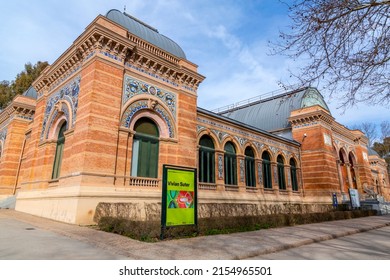 Madrid, Spain - FEB 17, 2022: The Velazquez Palace Is An Exhibition Hall Located In Buen Retiro Park, Madrid, Spain. Built In1883 By Ricardo Velazquez Bosco.