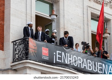 MADRID, SPAIN - JUNE 20, 2022. Real Madrid. Celebration. Celebration Of The Madrid Basketball Team In The League Cup. Players Like Rudy Fernández Or Sergio Llull Leaning Out On The Balcony.