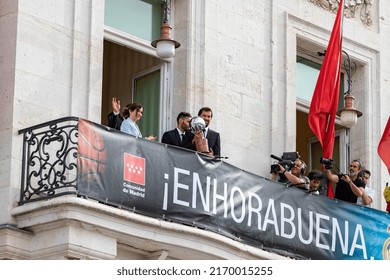 MADRID, SPAIN - JUNE 20, 2022. Real Madrid. Celebration. Celebration Of The Madrid Basketball Team In The League Cup. Players Like Rudy Fernández Or Sergio Llull Leaning Out On The Balcony.