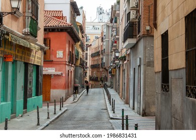 Madrid, Spain. June, 2021. Empty Narrow Streets In La Latina, Historical District In Downtown Madrid.