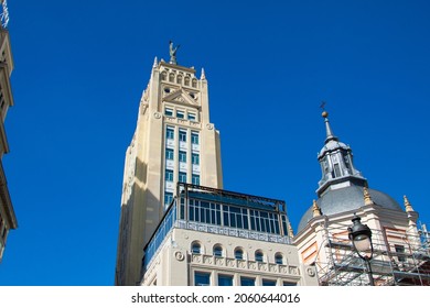 Madrid, Spain. October, 2021. Neoclassical Building With A Modern Tower At Calle Alcalá (Alcalá Street)in Downtown City