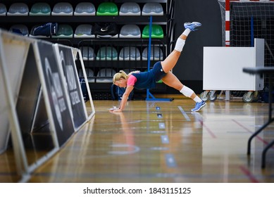 Madrid,Spain; 24/10/2020: volleyball match of female volleyball spanish first division between MADRID CHAMBERÍ VS ARENAL EMEVÈ - Shutterstock ID 1843115125