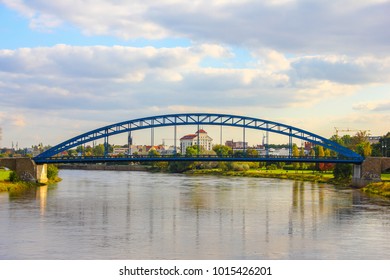 Magdeburg Sternbrücke elbe  river Starbridge