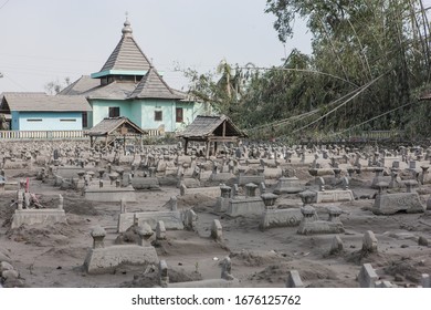 Magelang, Central Java, Indonesia, Nov 2010: Thick Volcanic Ash Fall On A Cemetery In A Village Near The Merapi Volcano. In Late 2010 Mount Merapi Began An Increasingly Violent Series Of Eruption