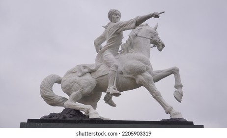 Magelang, Indonesia - September 17th 2022 : Diponegoro Statue Ride The Horse Build On The Park With Cloudy Sky. Building Icon On The Magelang Town Square
