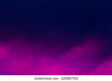 Magenta y fondo azul  Resumen del patrón de Purple Fuchsia en el fondo oscuro  Textura para el diseño  Hermoso papel de escritorio artístico brillante o banner web para sitio web con espacio de copia 
