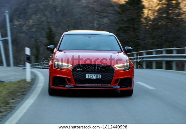 Maggia
Valley, Switzerland - January 11th 2020:
RS3