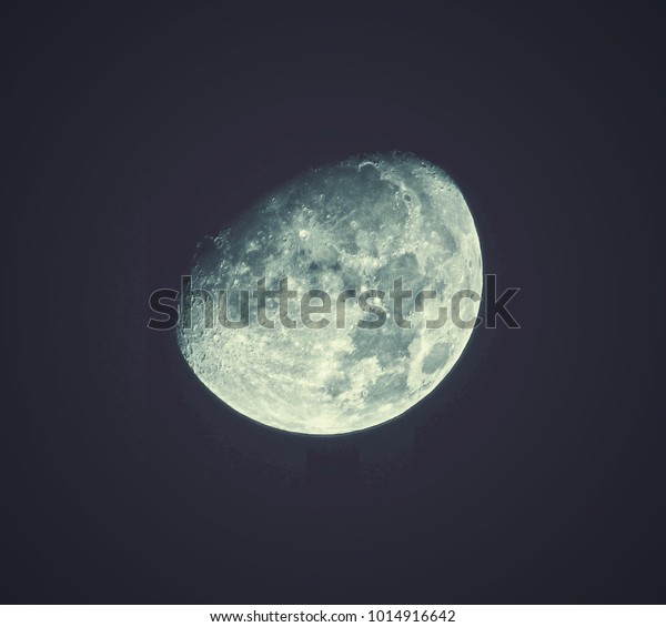 Magic of the
moon