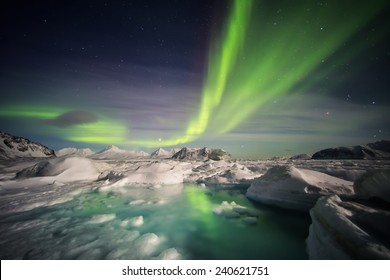 Magical Arctic Polar Night - Spitsbergen