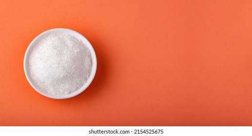 Magnesium Chloride In The Wooden Bowl - Magnesium Sulphate