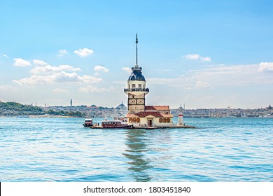 Magnific View Of Maiden's Tower (aka Kiz Kulesi) In Istanbul, After Turkey Has Officially Reopened For Tourism. Top Turkish Landmarks After Covid-19 Quarantine And Lockdown. 