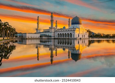 The magnificent Kota Kinabalu City Mosque - Powered by Shutterstock