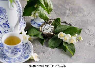 Magnificent tea service. Green tea with jasmine.