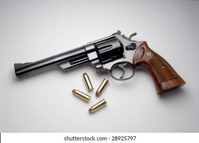 Magnum Pistol