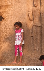 MAHABALIPURAM, TAMIL NADU, INDIA 05 DECEMBER 2017 : Unidentified School Students Visit To Five Ratha Temple In Mahabalipuram, It Is Monolithic Hindu Temple UNESCO World Heritage Site.