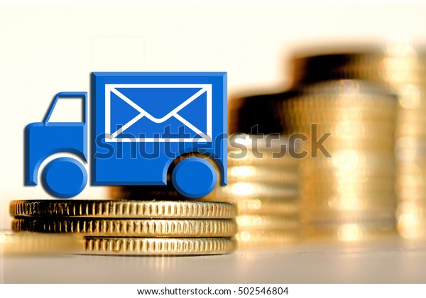The mail\
truck in the background of the money\
.