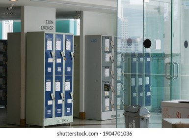 Mailroom And Locker For Customers