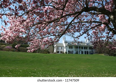 Main House At Lasdon Park And Arboretum In Westchester County, NY.