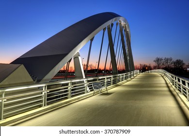 Main Street Bridge In Columbus, Ohio At Dusk