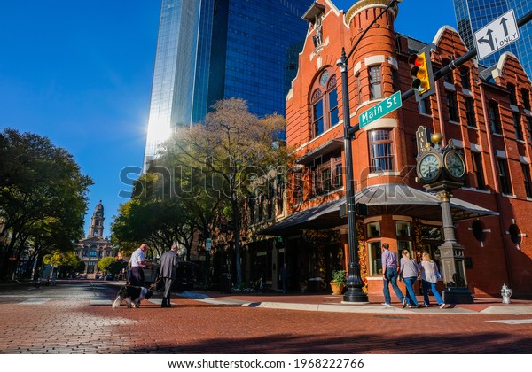 Main Street and Texas Street Downtown Fort\
Worth, Texas, USA, November\
4,2019\
