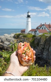 Maine Lobster Roll 