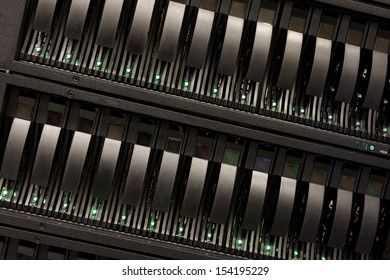 Mainframe of a data server