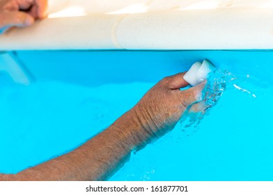 Maintenance Of The Pool Liner