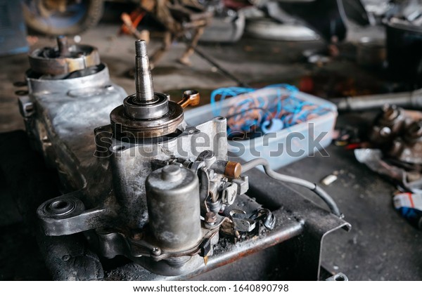 Maintenance,\
repair of the motorcycle engine gear\
system
