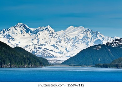 Majestic mountains and extreme wilderness along the Inside Passage - Shutterstock ID 155947112